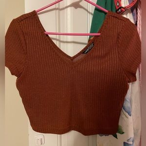 Burnt orange vneck crop top
